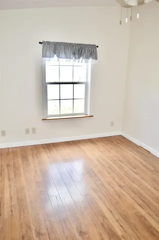 15 South Cranberry Lane Rochester NH 03867