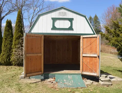 15 South Cranberry Lane Rochester NH 03867