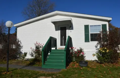 15 South Cranberry Lane Rochester NH 03867