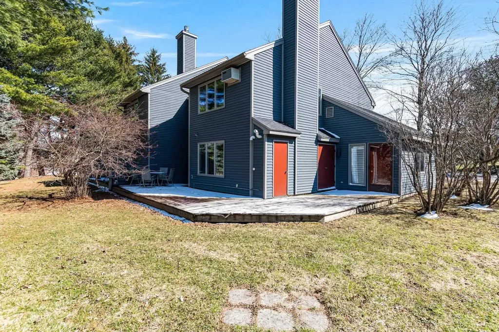 911 Dorset Street South Burlington VT 05403