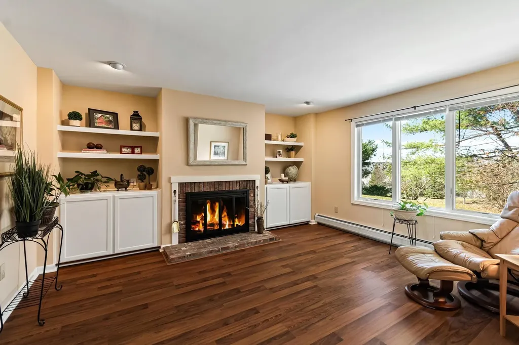 911 Dorset Street South Burlington VT 05403