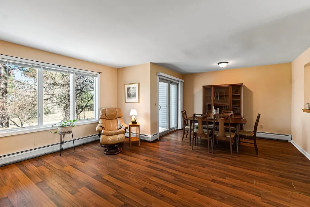 911 Dorset Street South Burlington VT 05403