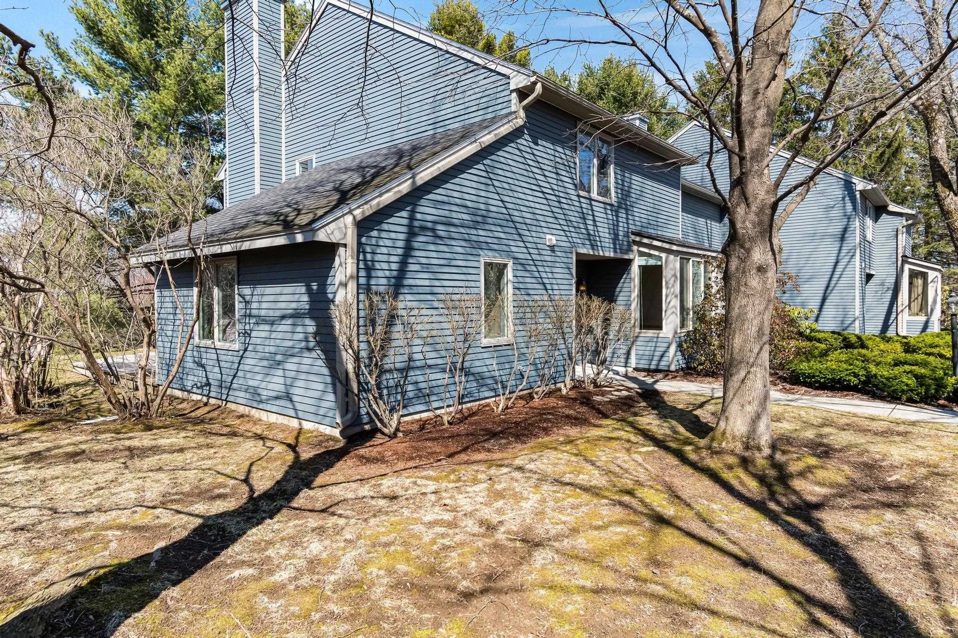 911 Dorset Street South Burlington VT 05403