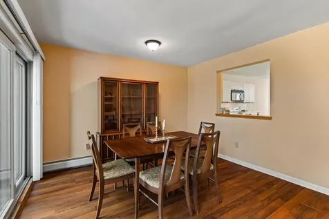 911 Dorset Street South Burlington VT 05403