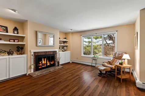911 Dorset Street South Burlington VT 05403