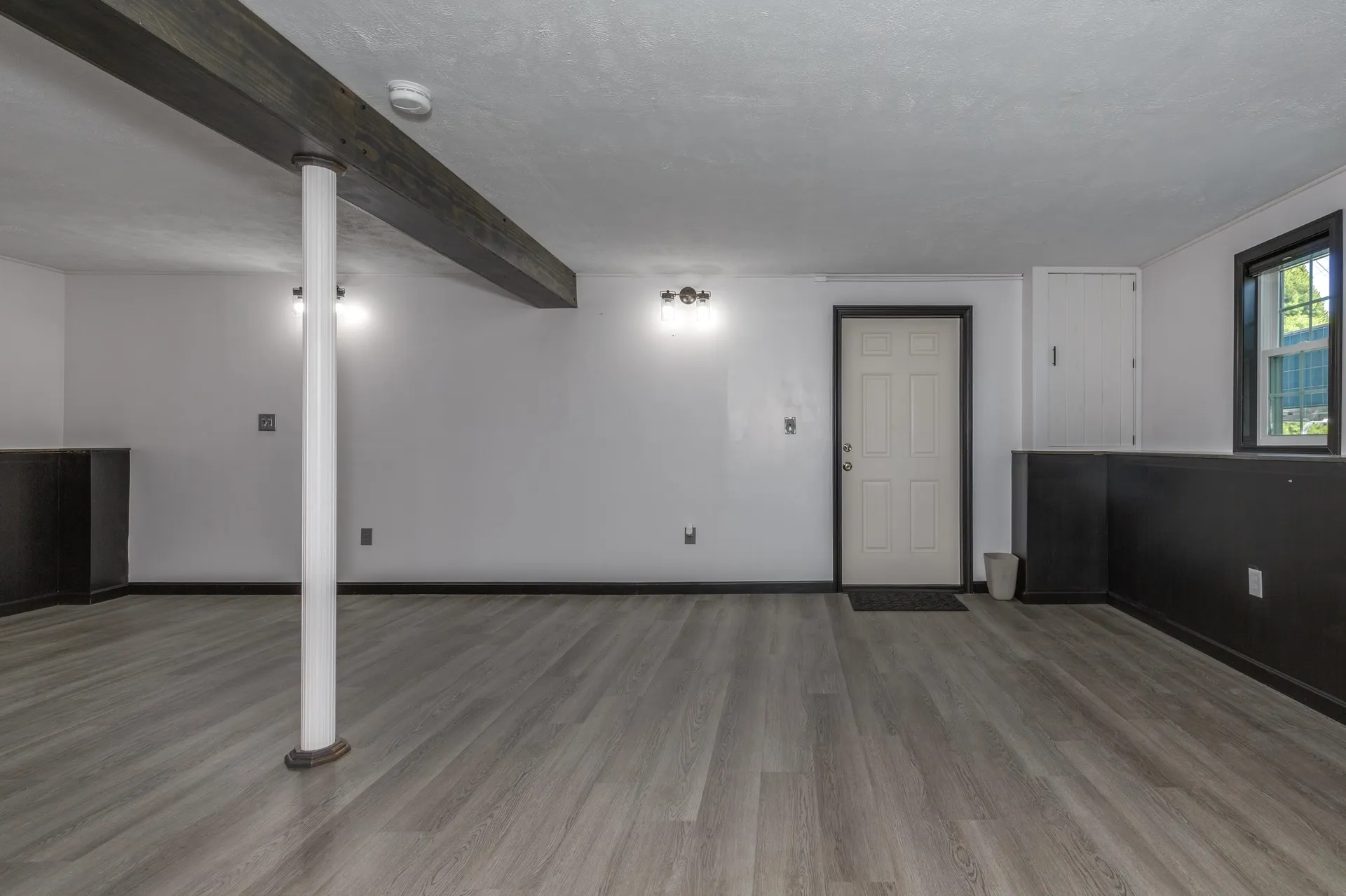 56 Hazelton Court Manchester NH 03103