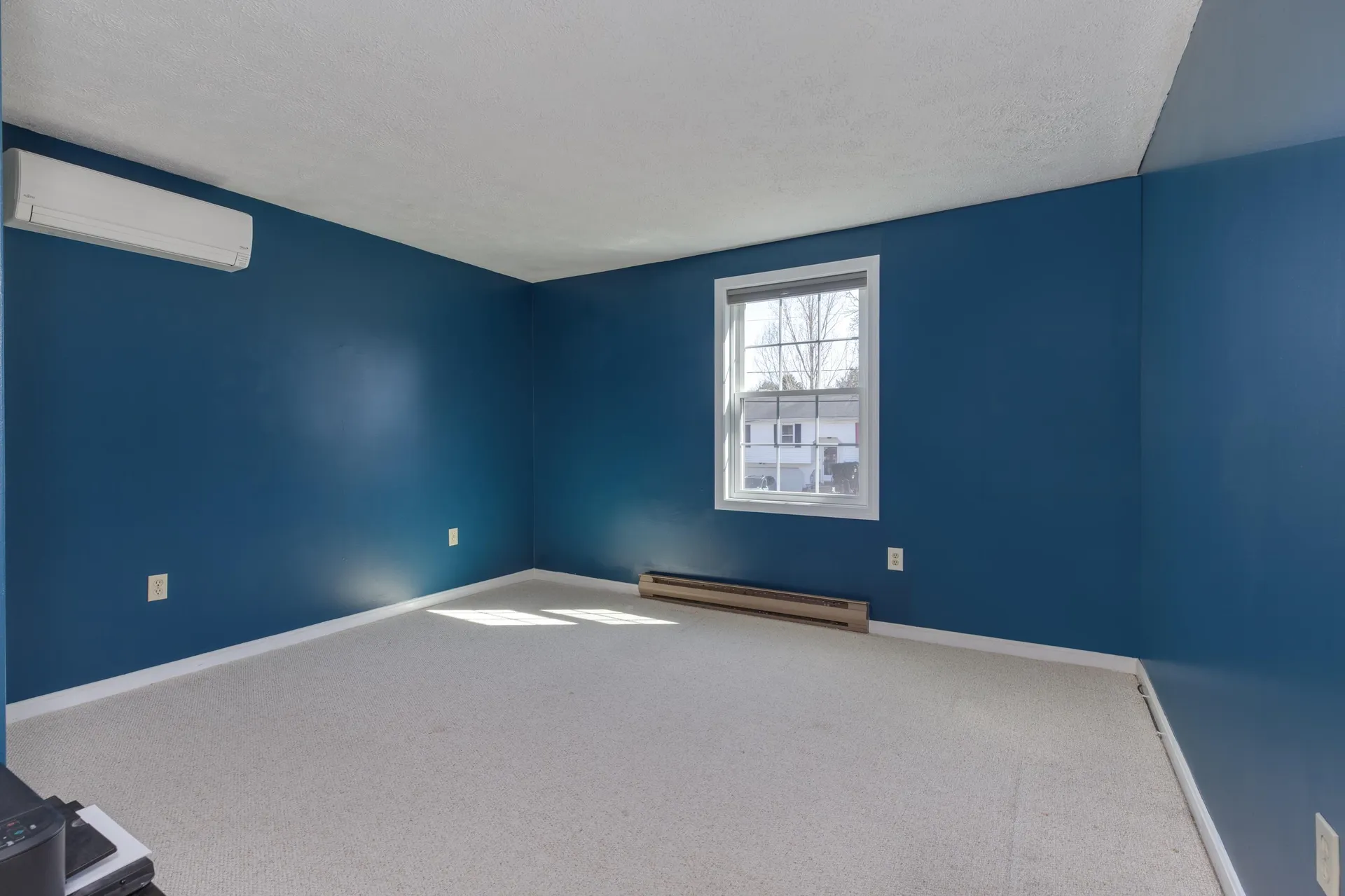 56 Hazelton Court Manchester NH 03103