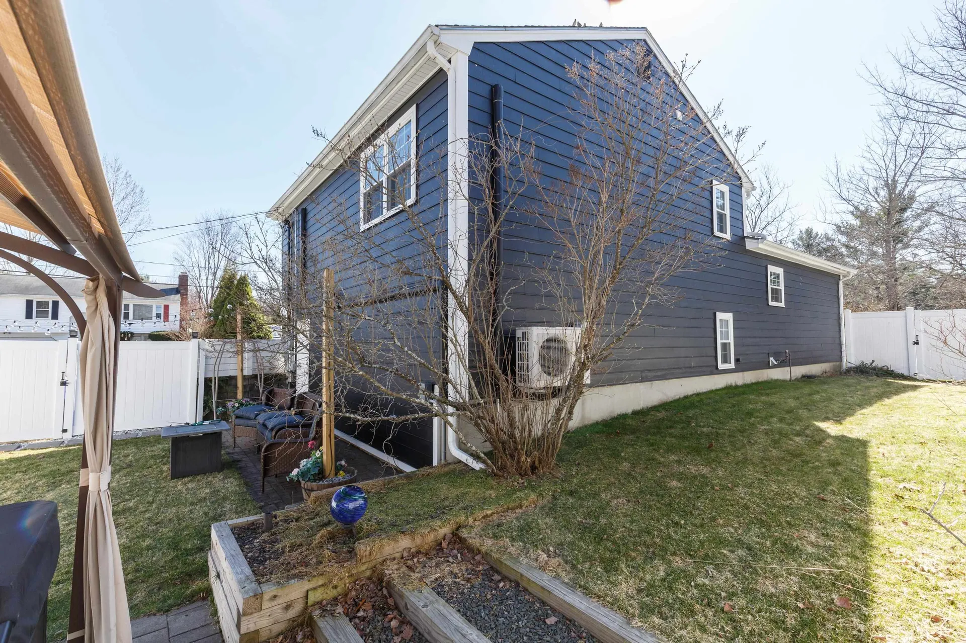 56 Hazelton Court Manchester NH 03103