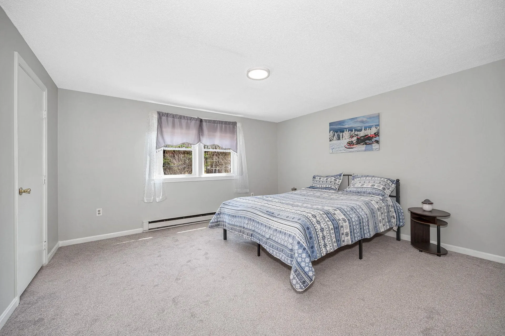 42 Barretts Hill Road Hudson NH 03051