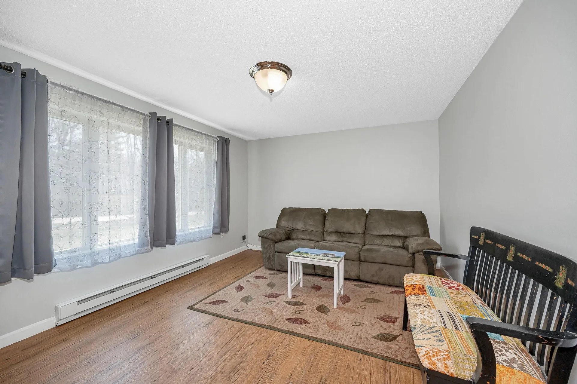 42 Barretts Hill Road Hudson NH 03051
