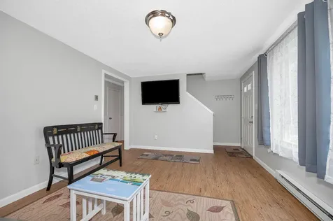 42 Barretts Hill Road Hudson NH 03051