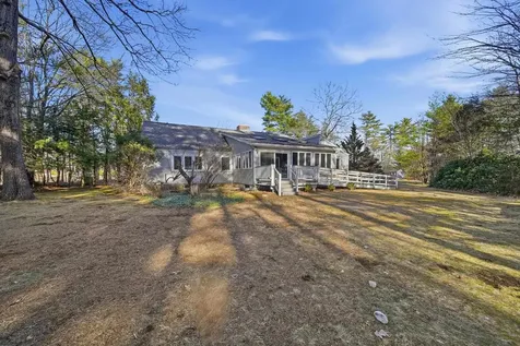 6 Mill Road Kingston NH 03848