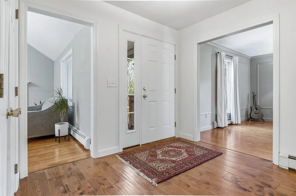 22 Colonial Way Exeter NH 03833