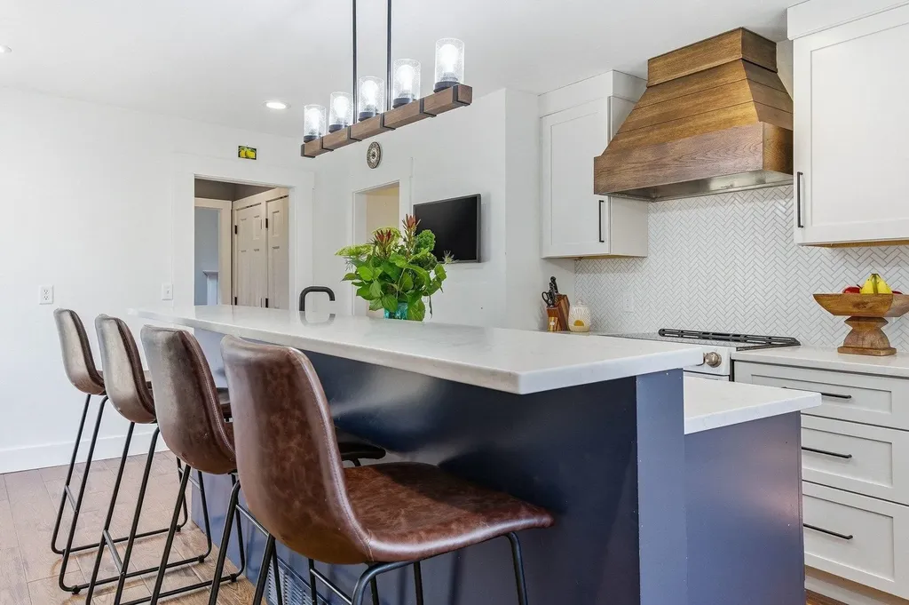 22 Colonial Way Exeter NH 03833