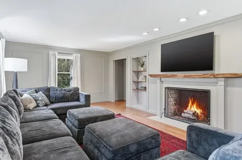 22 Colonial Way Exeter NH 03833