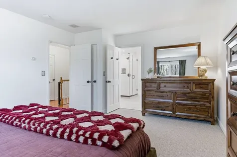 22 Colonial Way Exeter NH 03833