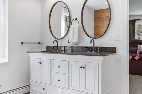 22 Colonial Way Exeter NH 03833
