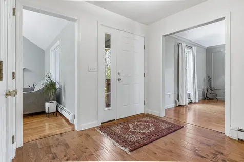 22 Colonial Way Exeter NH 03833