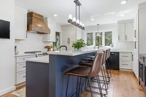 22 Colonial Way Exeter NH 03833