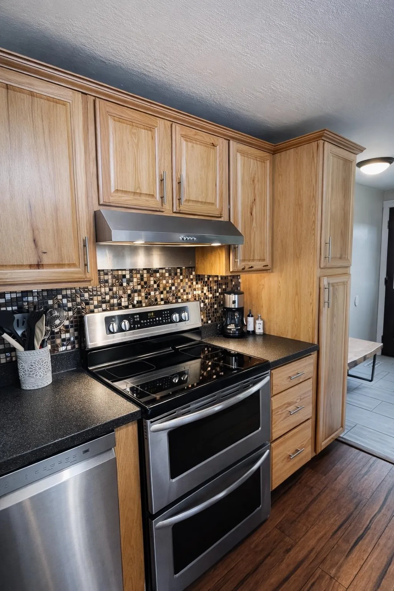 623 E Village Road Waterford VT 05819-9582