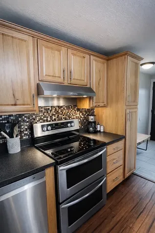 623 E Village Road Waterford VT 05819-9582