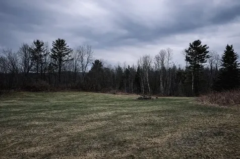 623 E Village Road Waterford VT 05819-9582