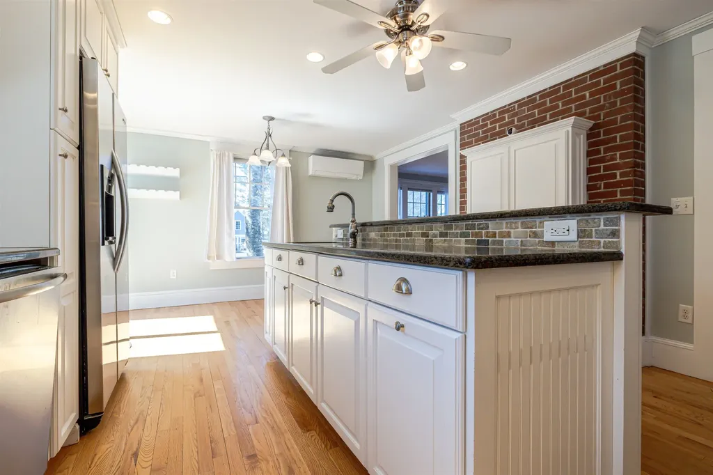 34 Auburn Street Concord NH 03301