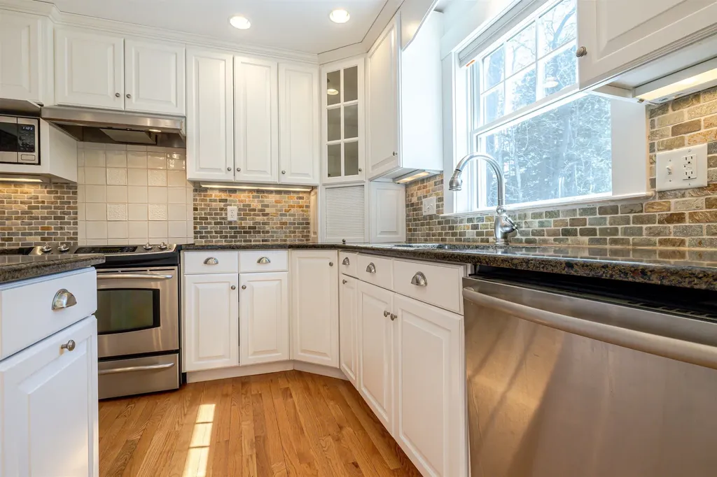 34 Auburn Street Concord NH 03301
