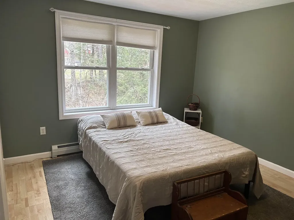 5 Pebble Court Merrimack NH 03054