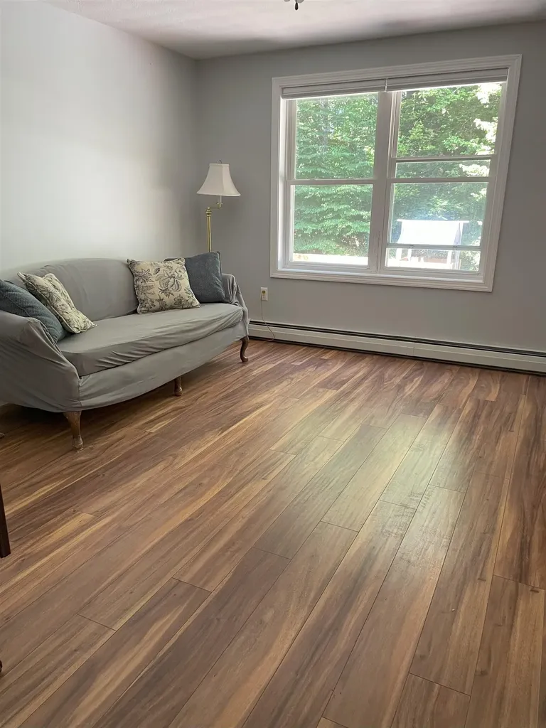 5 Pebble Court Merrimack NH 03054
