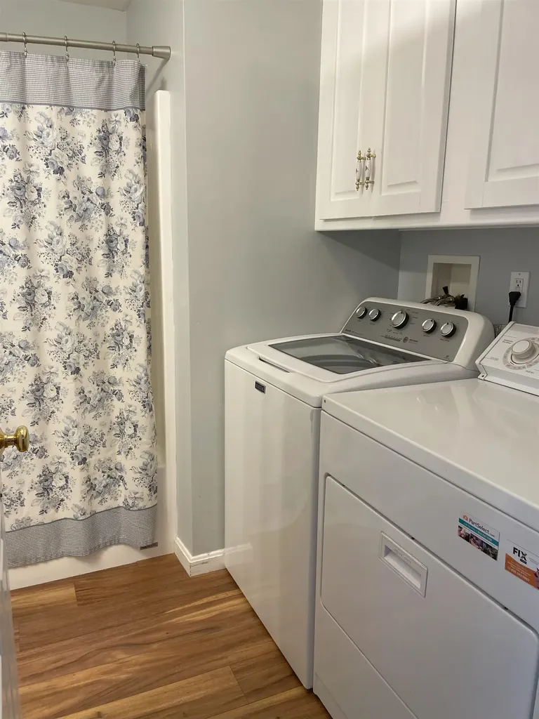5 Pebble Court Merrimack NH 03054