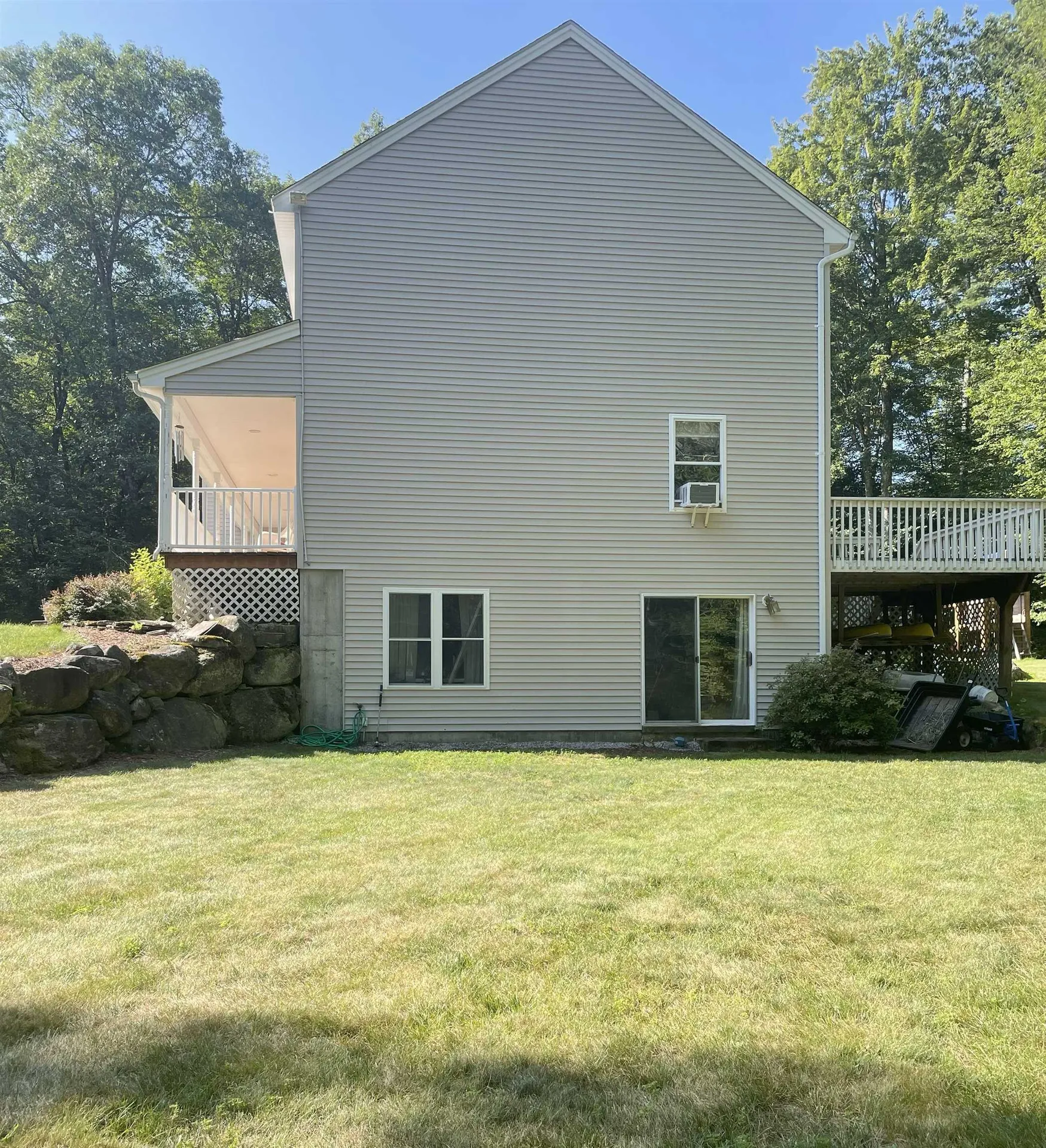 5 Pebble Court Merrimack NH 03054