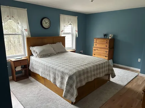 5 Pebble Court Merrimack NH 03054