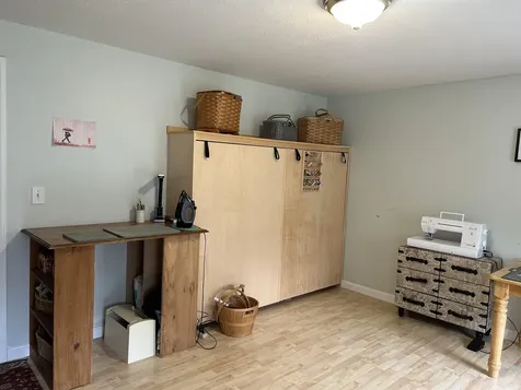 5 Pebble Court Merrimack NH 03054