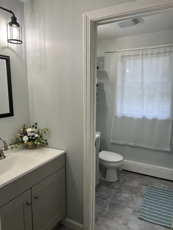 5 Pebble Court Merrimack NH 03054