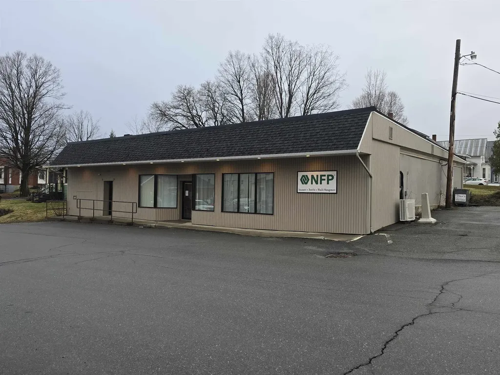 21 Water Street Orleans VT 05860