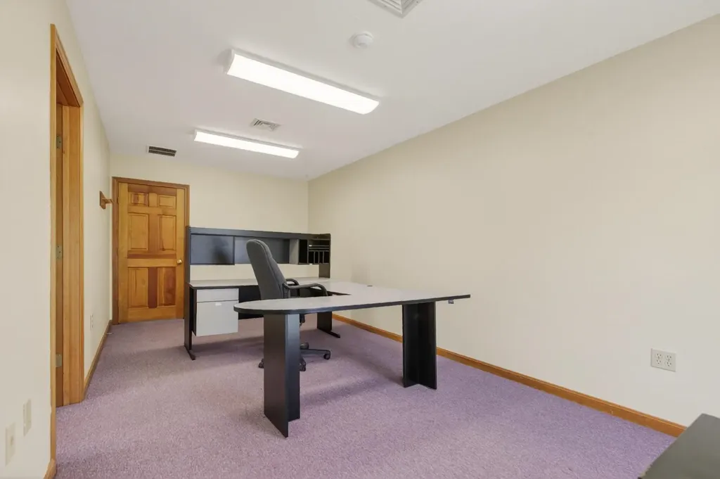 25 Country Club Road Gilford NH 03249