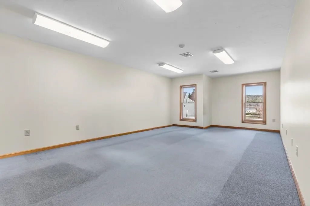 25 Country Club Road Gilford NH 03249