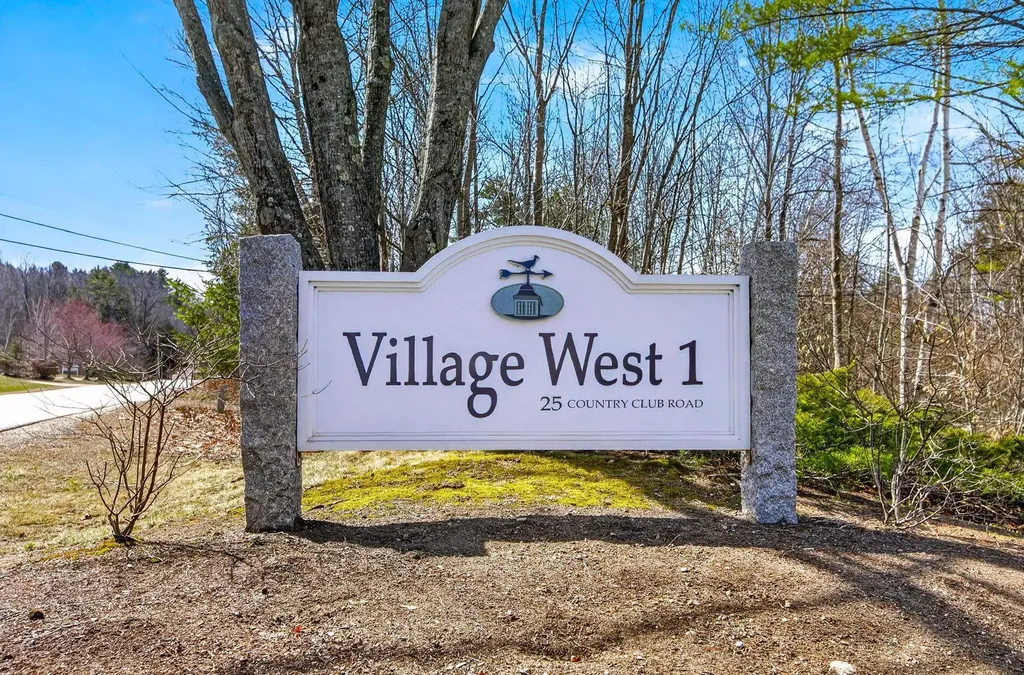 25 Country Club Road Gilford NH 03249