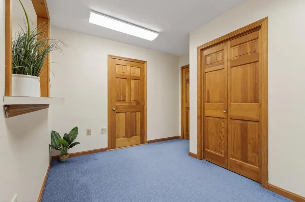 25 Country Club Road Gilford NH 03249