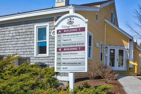 25 Country Club Road Gilford NH 03249