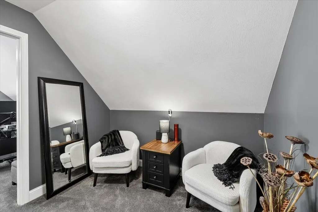 18 Crawford Lane Hooksett NH 03106