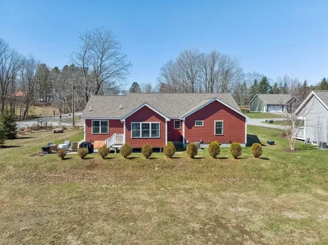1 Three Ponds Drive Brentwood NH 03833