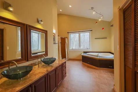 67 Anderson Pond Road Grantham NH 03753