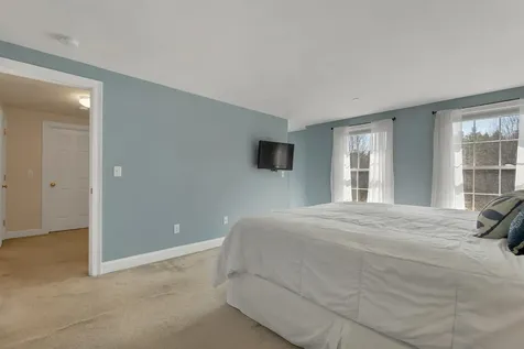 36 Welcome Drive Concord NH 03301-5950