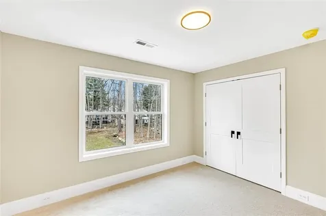 9 Trues Parkway Sandown NH 03873
