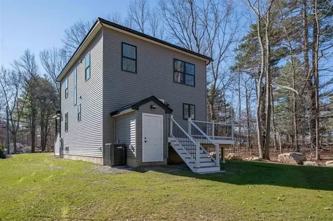 9 Trues Parkway Sandown NH 03873