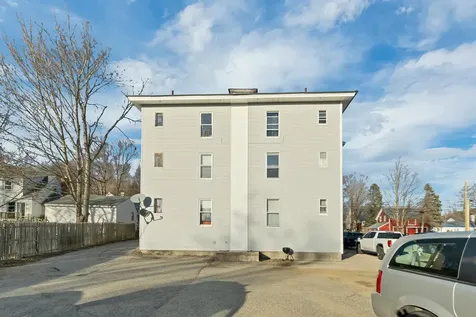 25 School Street Bristol NH 03222