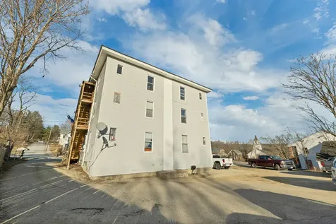 25 School Street Bristol NH 03222