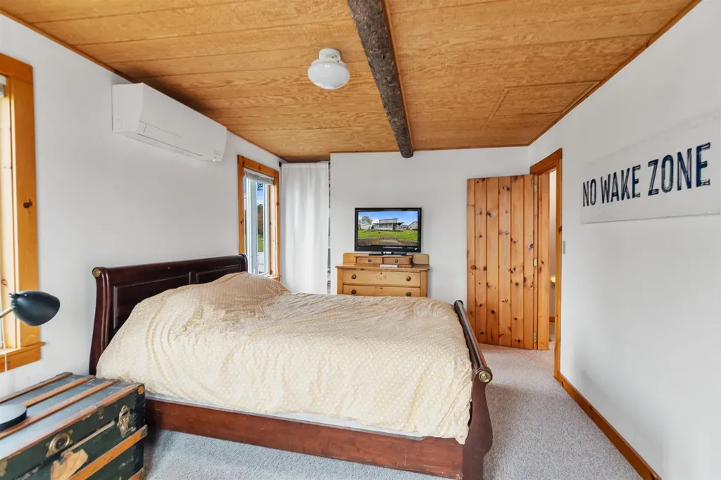 32 Dewing Road Franklin VT 05457